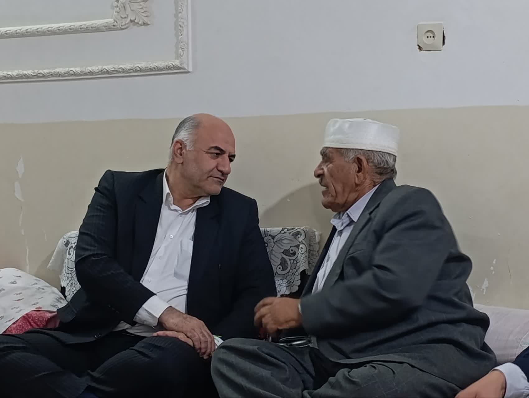 از مدیریت بازار تا حضور در میان مردم؛ روایت رویکرد میدانی فرماندار بروجرد