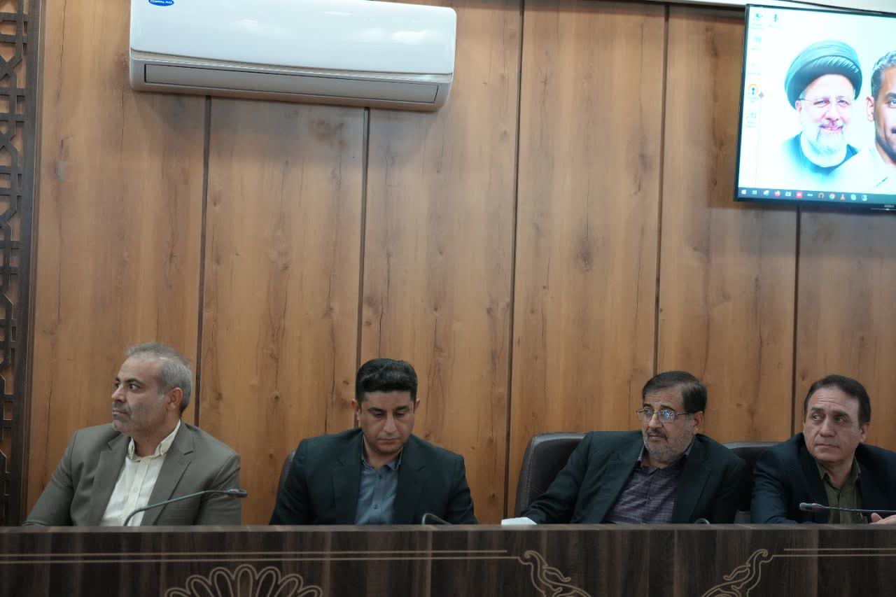 دیدار استاندار لرستان باشورای اصلاح طلبان