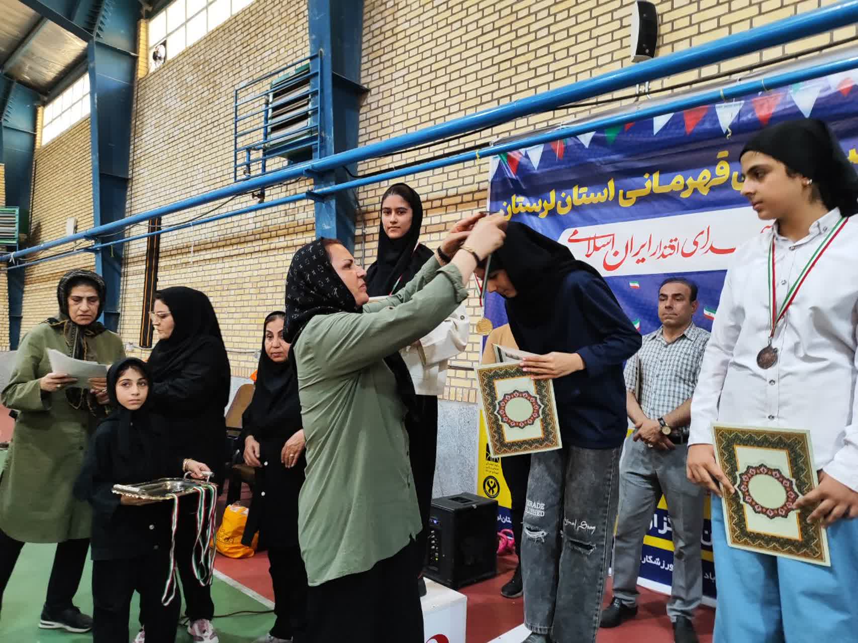 مسابقات آمادگی جسمانی در لرستان؛گامی به سوی سلامت و پویایی مسابقات آمادگی جسمانی در لرستان؛گامی به سوی سلامت و پویایی