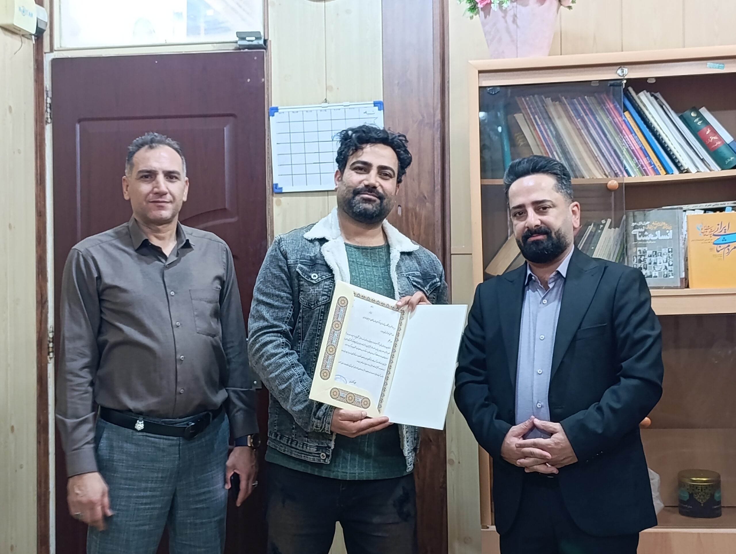 تجلیل از کسبه خوش‌نیت بروجرد در راستای حمایت از بازار