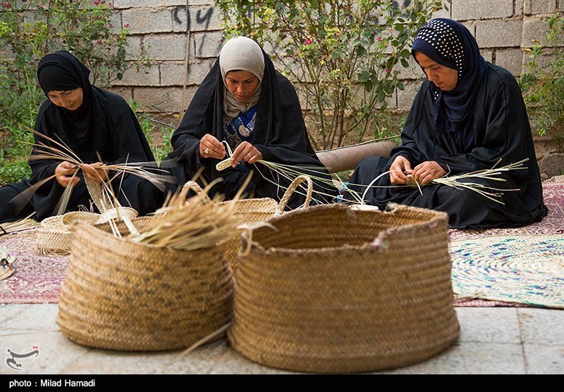 زنان اشتغال زایی و سرمایه گذاری برای تولید